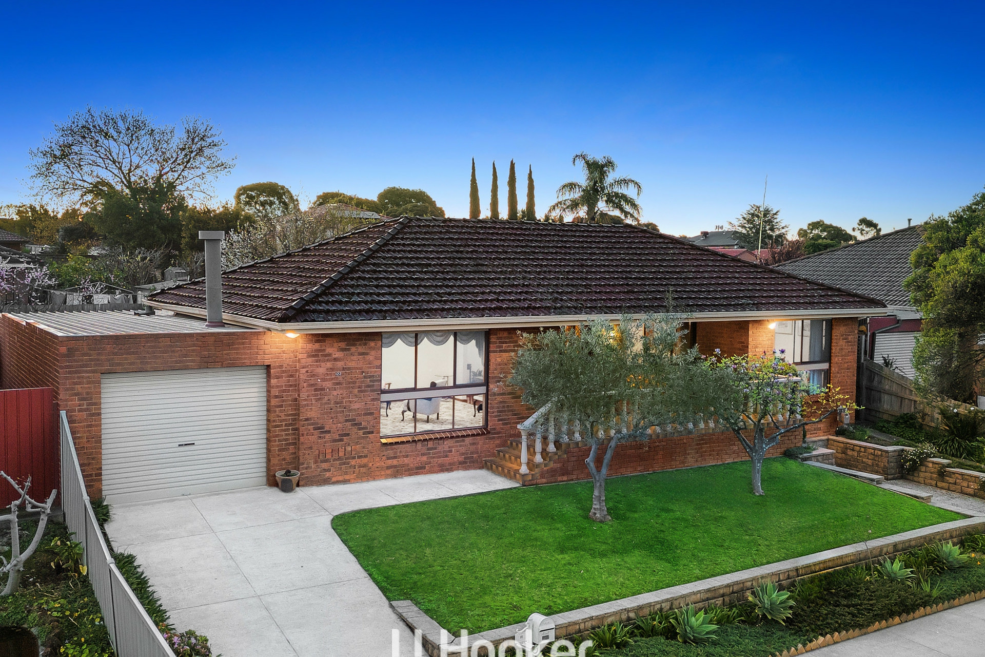 122 Rawdon Hill Drive, DANDENONG NORTH