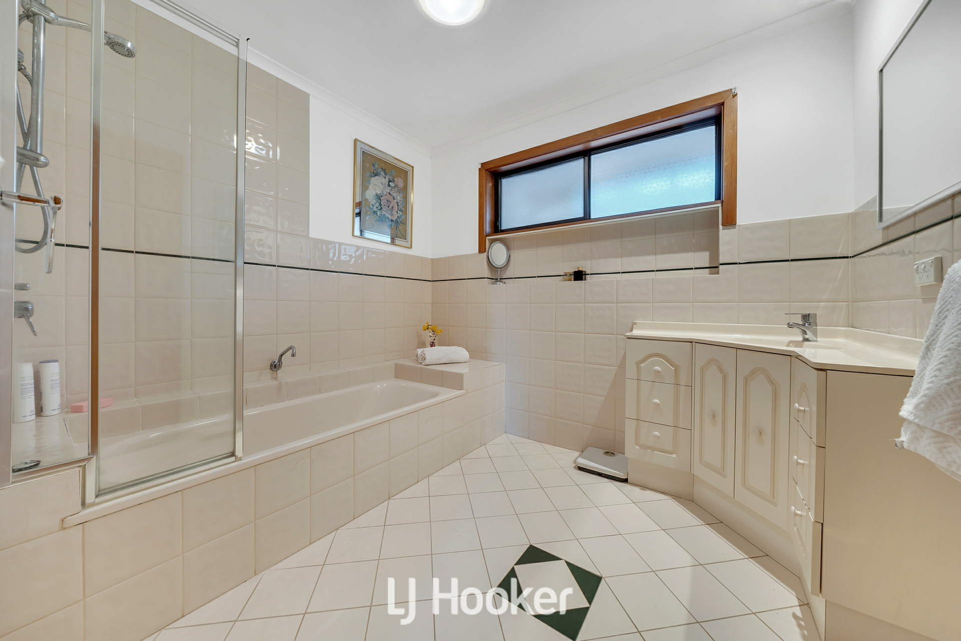122 Rawdon Hill Drive, DANDENONG NORTH