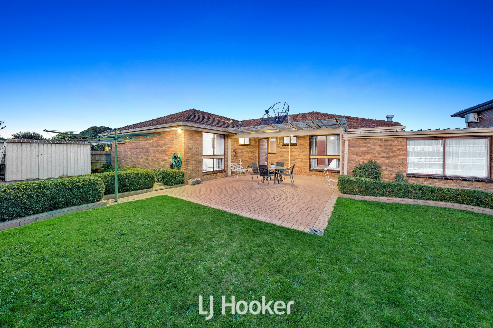 122 Rawdon Hill Drive, DANDENONG NORTH