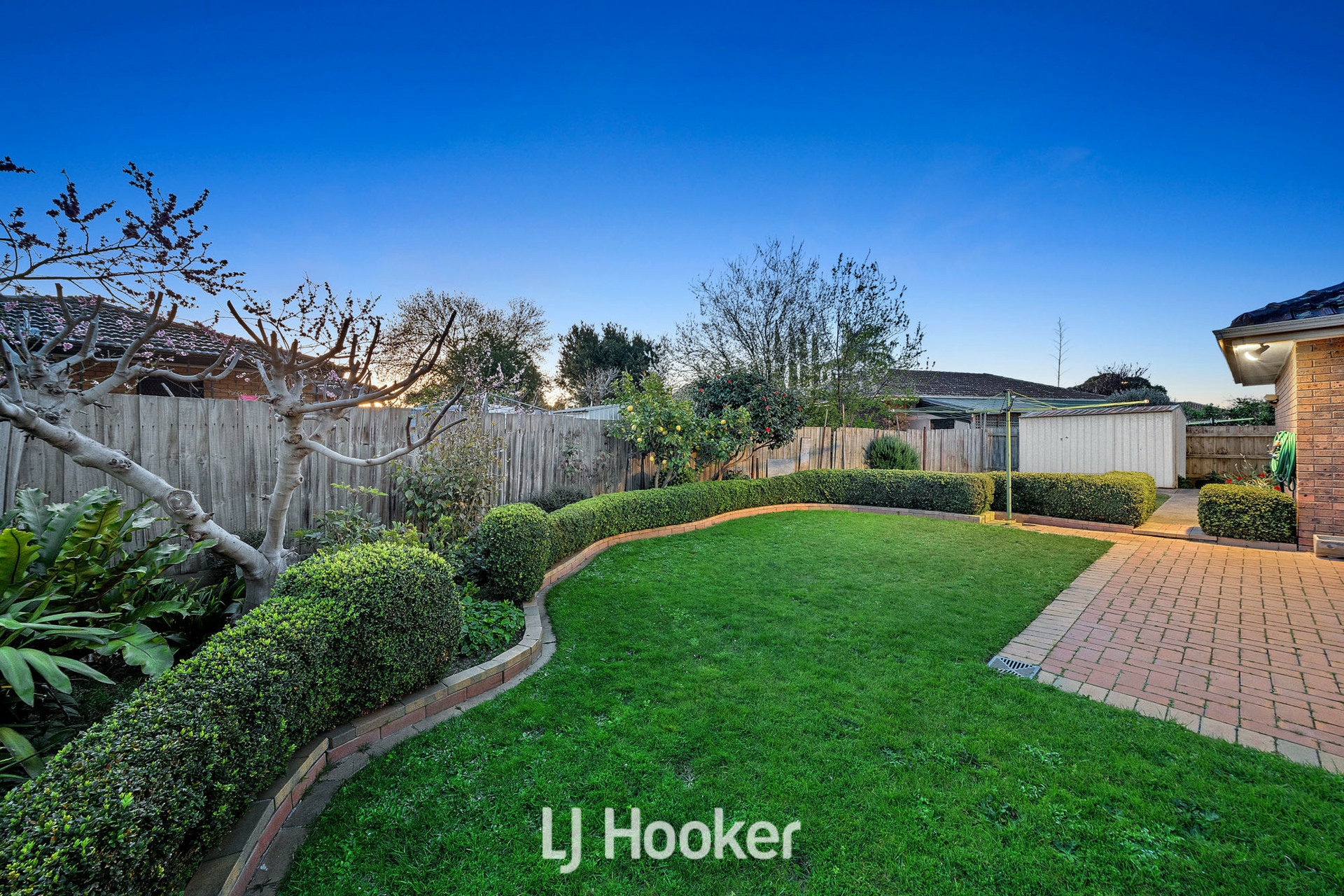 122 Rawdon Hill Drive, DANDENONG NORTH