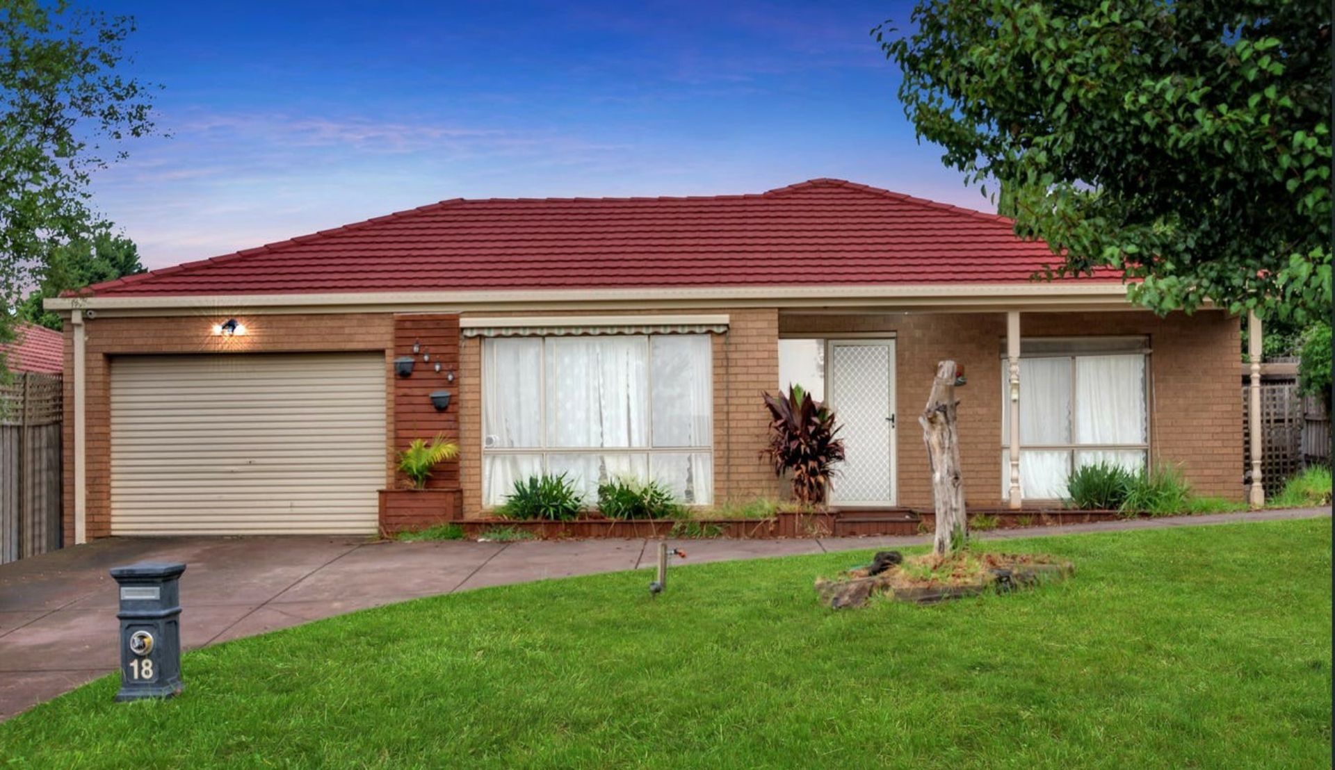 18 Sandhurst Mews, Hampton Park