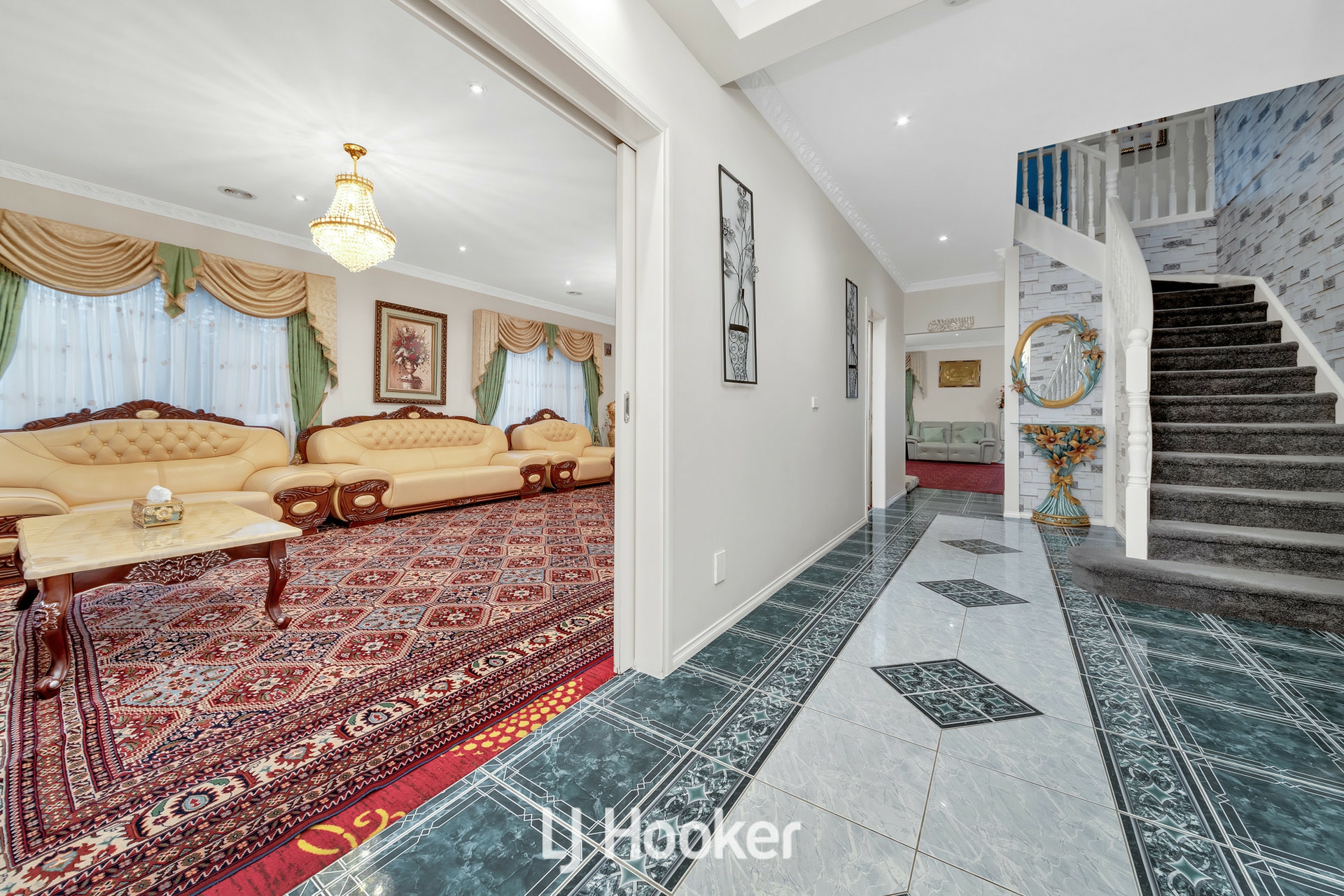12 Longfield Way, NARRE WARREN SOUTH