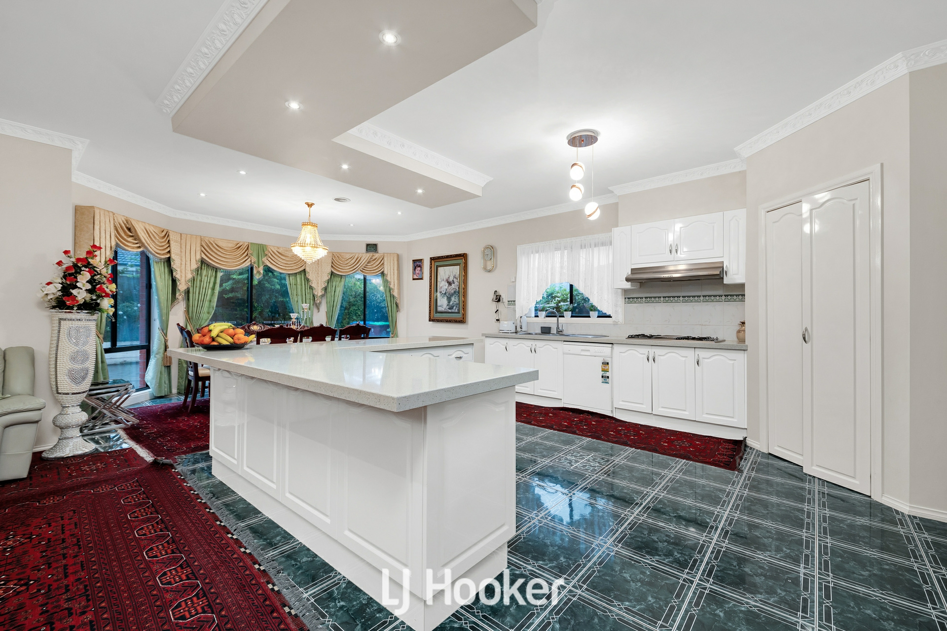 12 Longfield Way, NARRE WARREN SOUTH