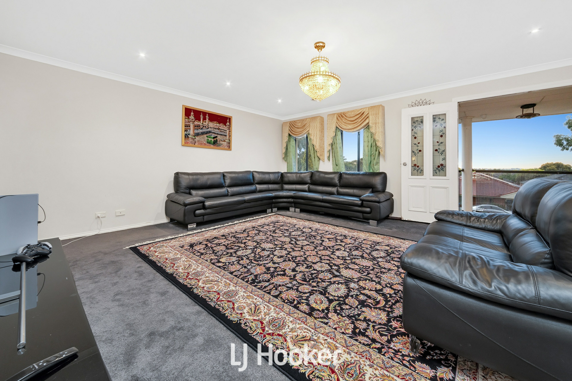 12 Longfield Way, NARRE WARREN SOUTH