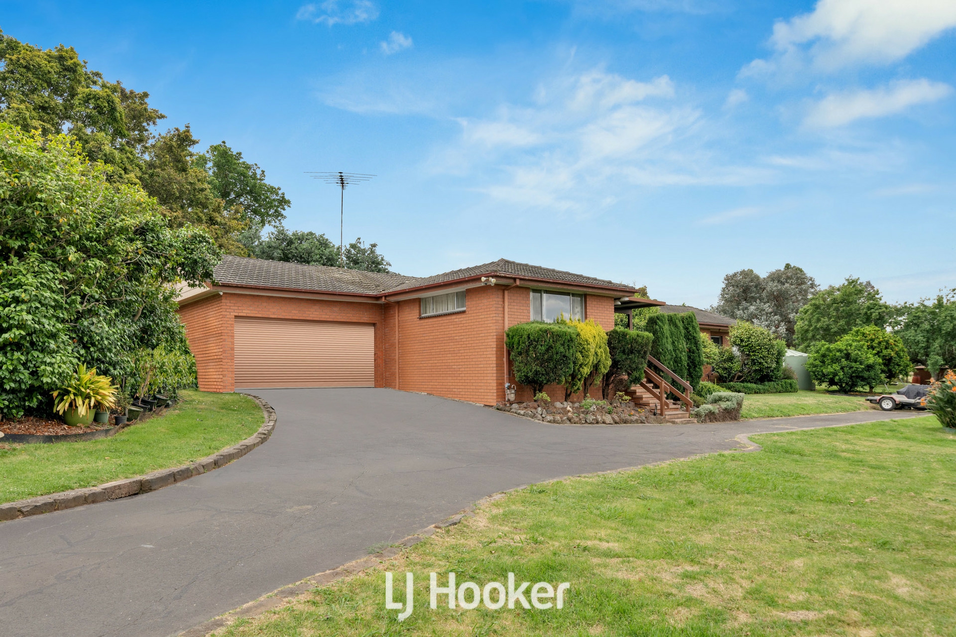 10 Fox Road, NARRE WARREN NORTH