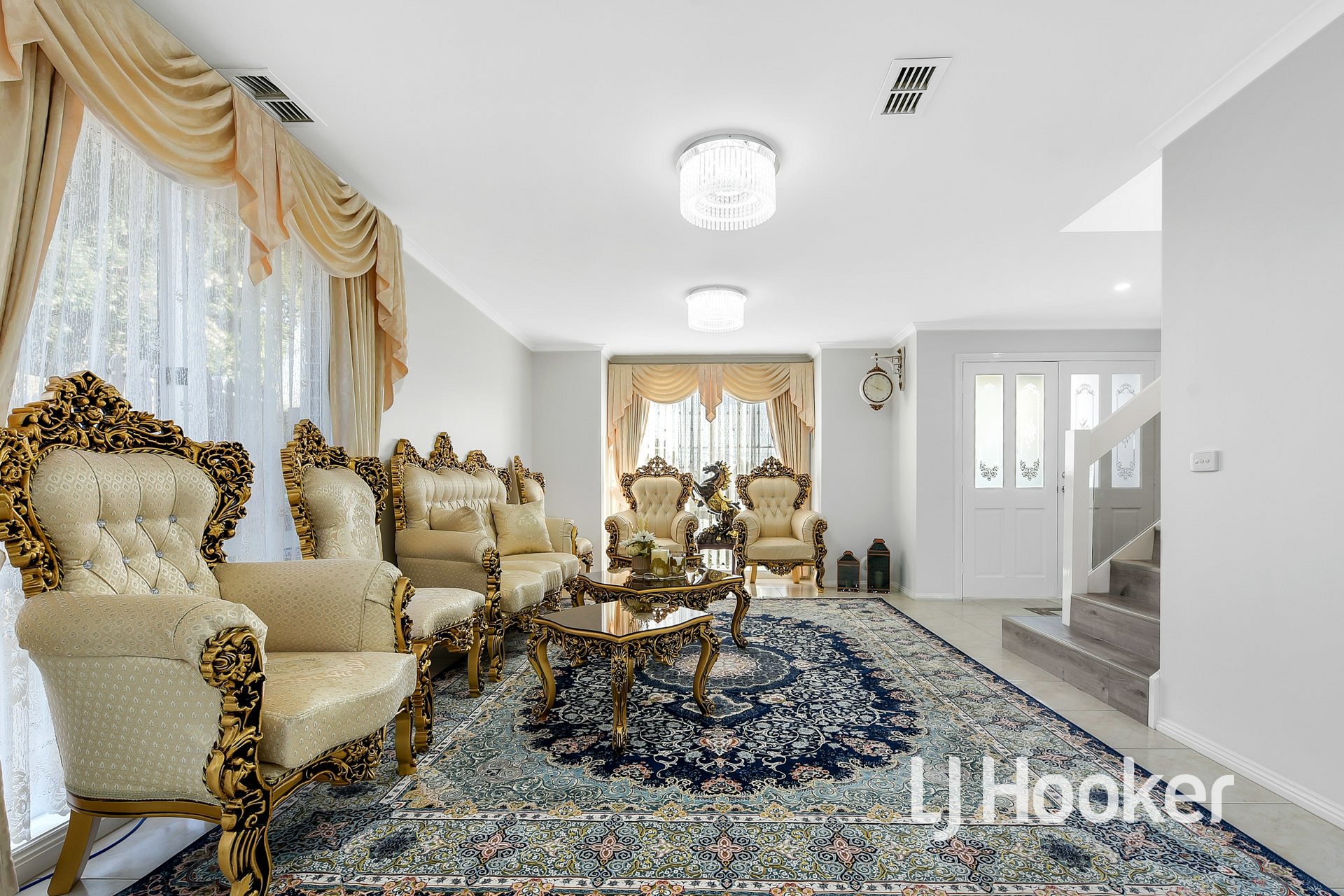 28 Lake View Drive, NARRE WARREN SOUTH