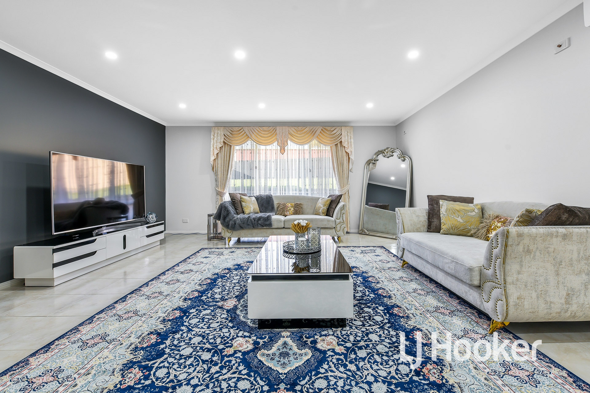 28 Lake View Drive, NARRE WARREN SOUTH