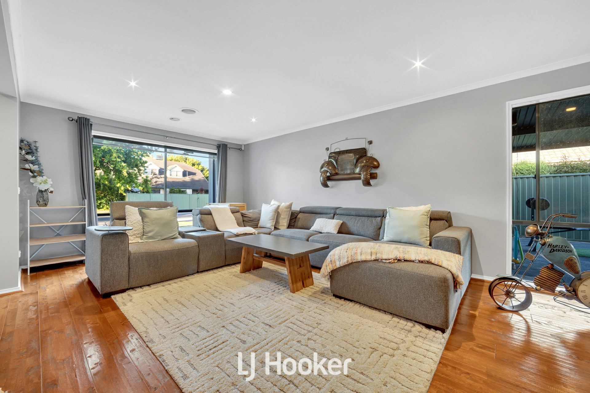 17 Hunt Club Boulevard, CRANBOURNE EAST