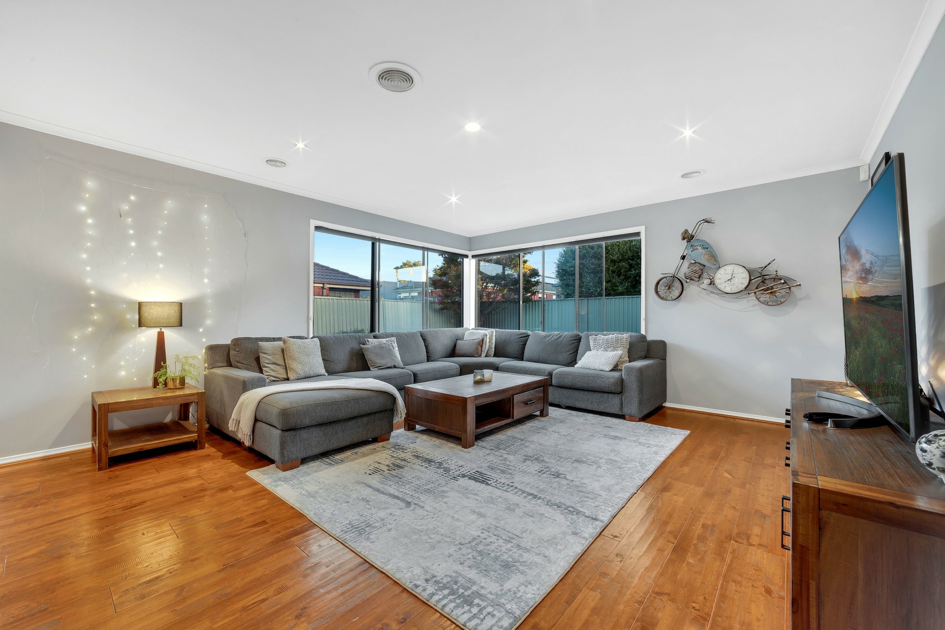 17 Hunt Club Boulevard, CRANBOURNE EAST