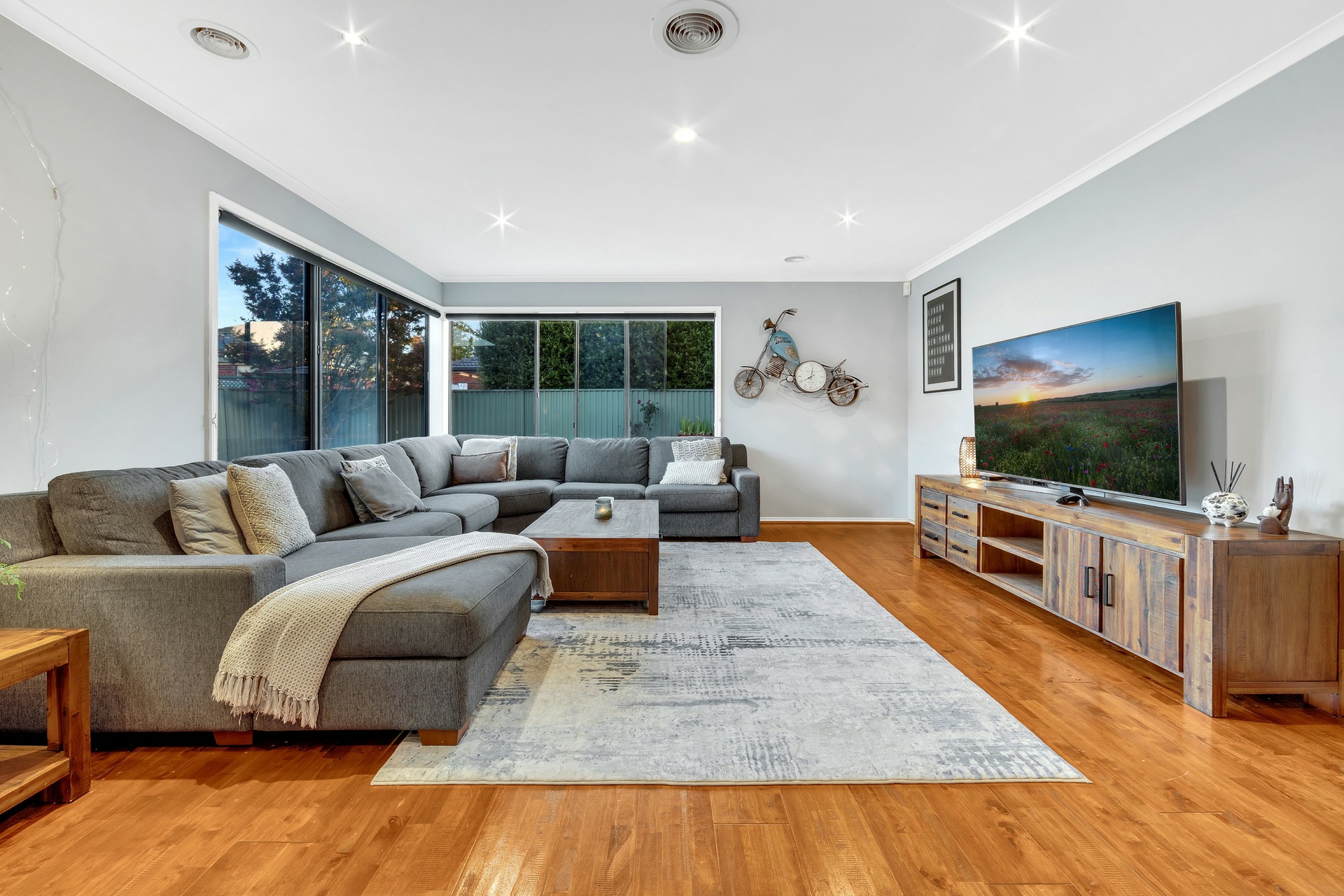 17 Hunt Club Boulevard, CRANBOURNE EAST