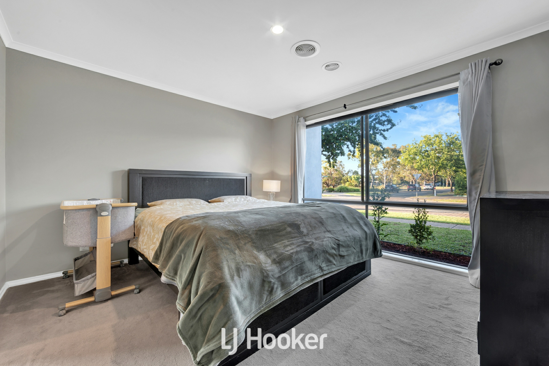 17 Hunt Club Boulevard, CRANBOURNE EAST