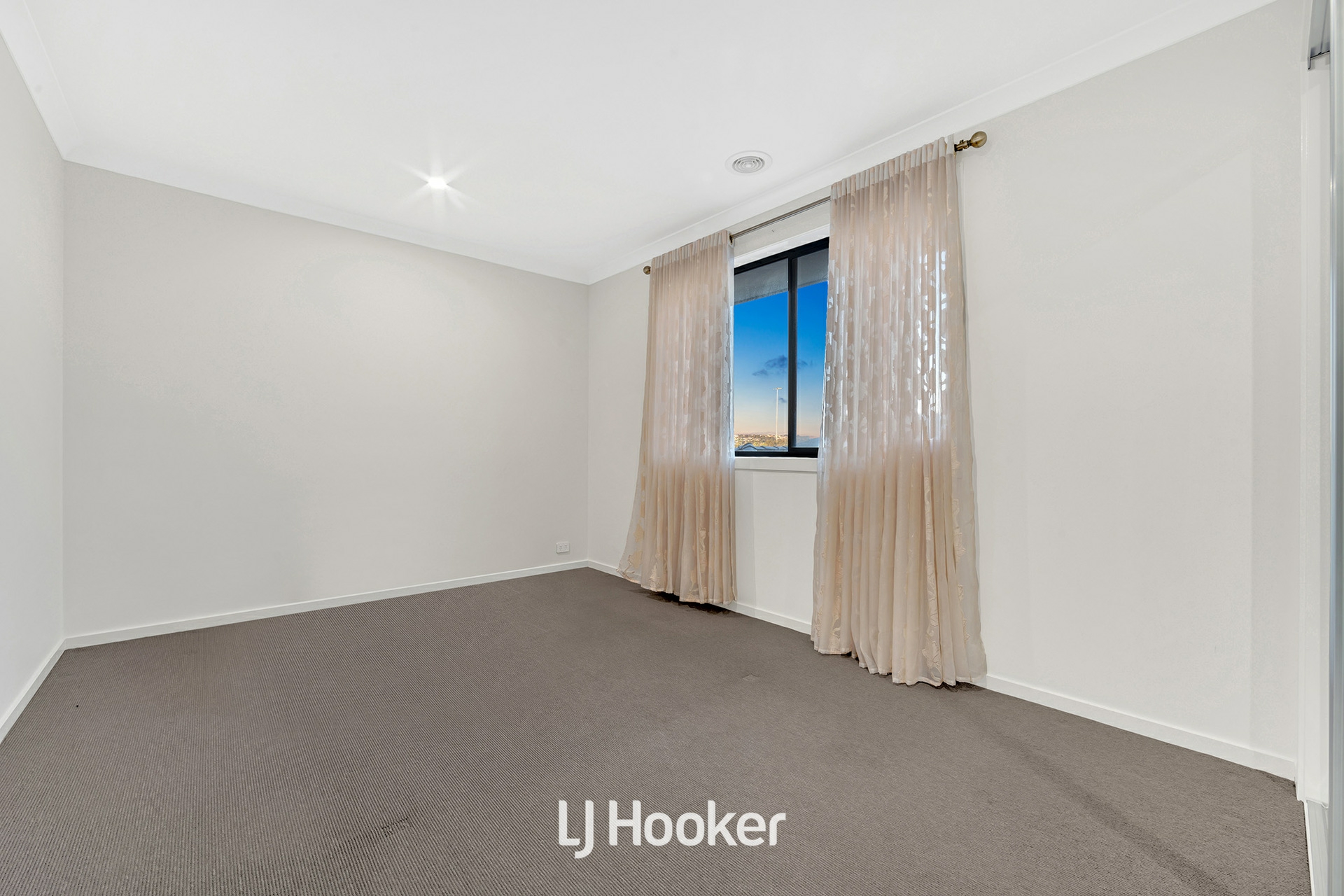 50 Chambers Crescent, CRANBOURNE NORTH