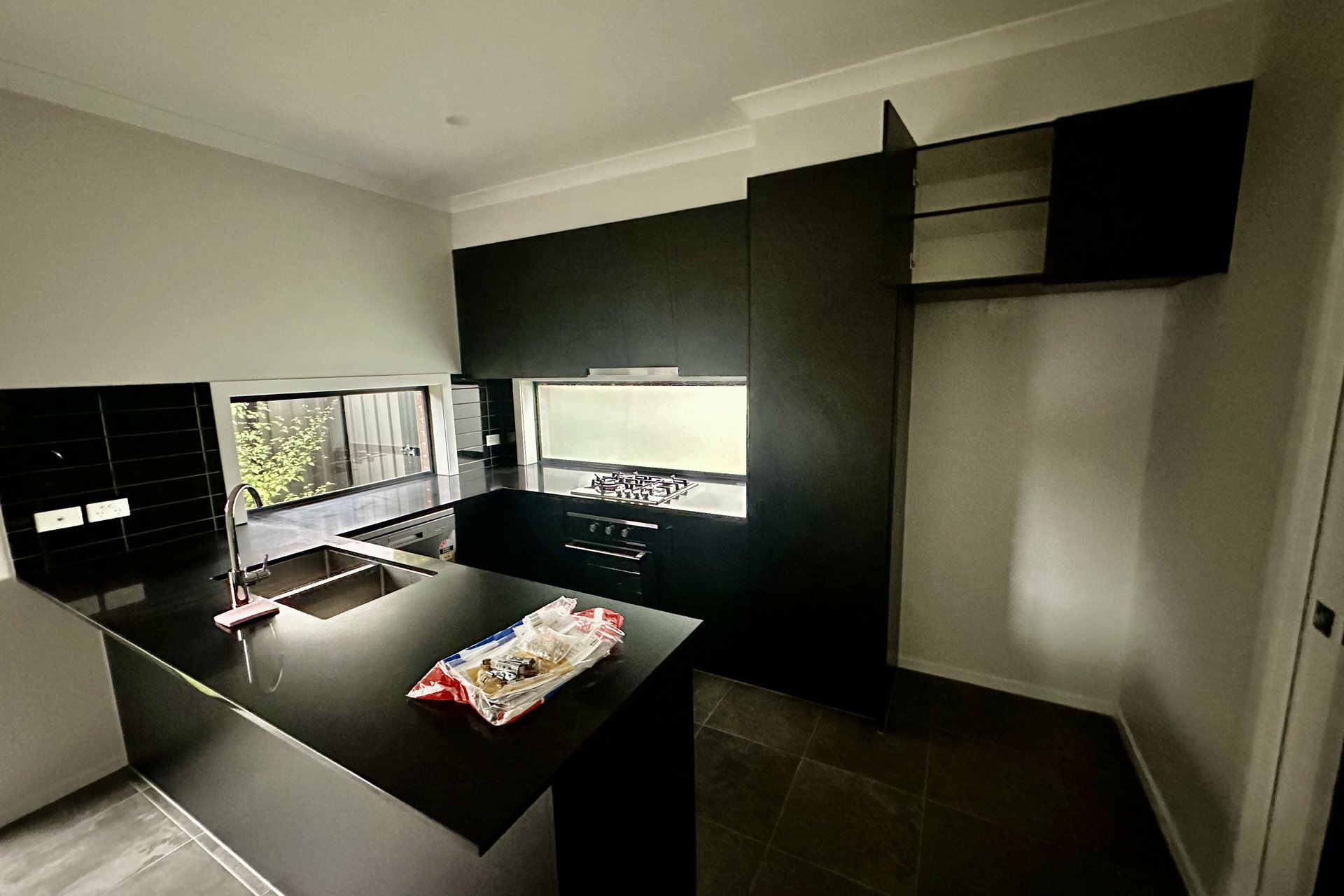 1/98 Paperbark Street, DOVETON
