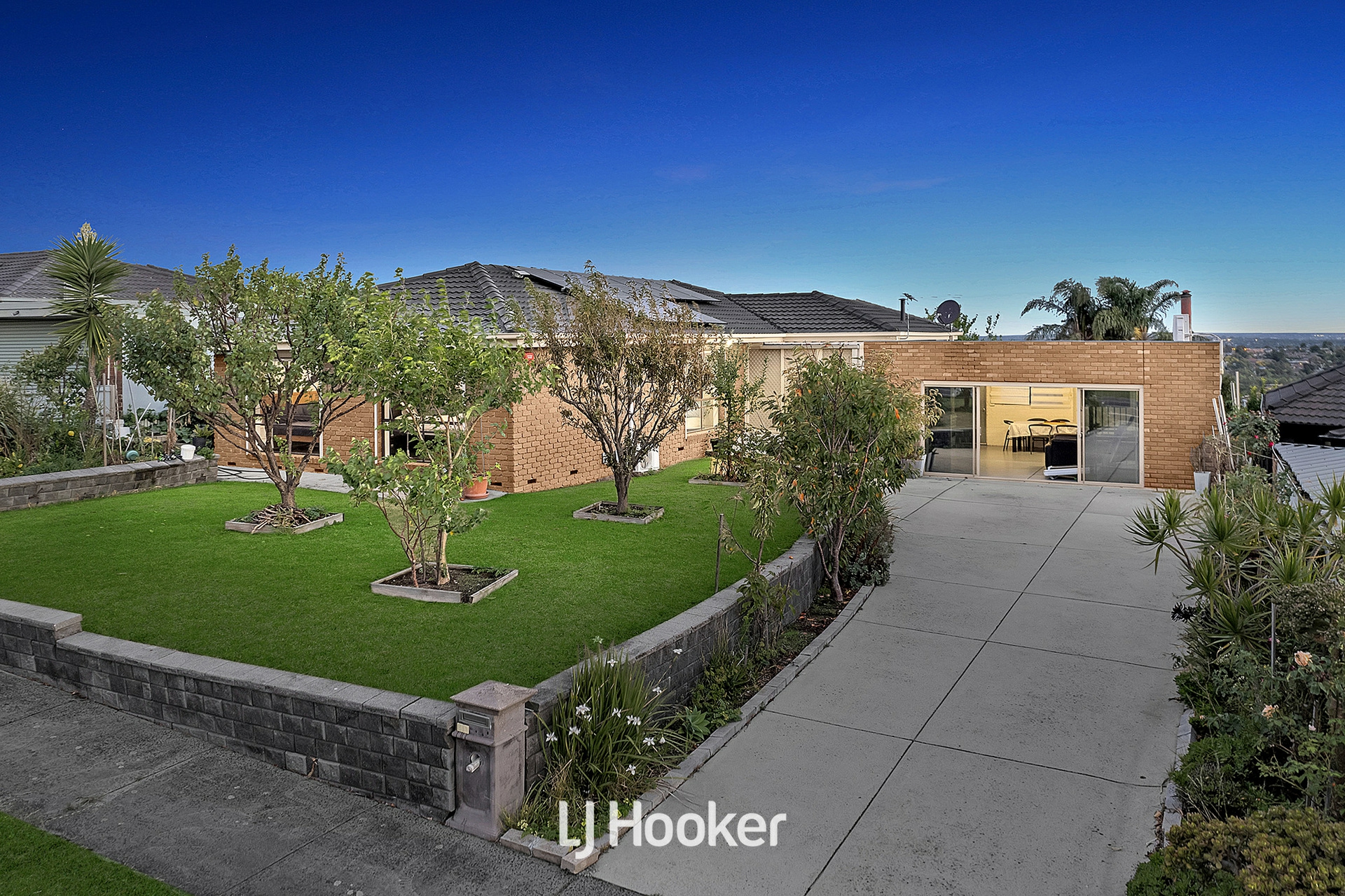 40 John Edgcumbe Way, ENDEAVOUR HILLS