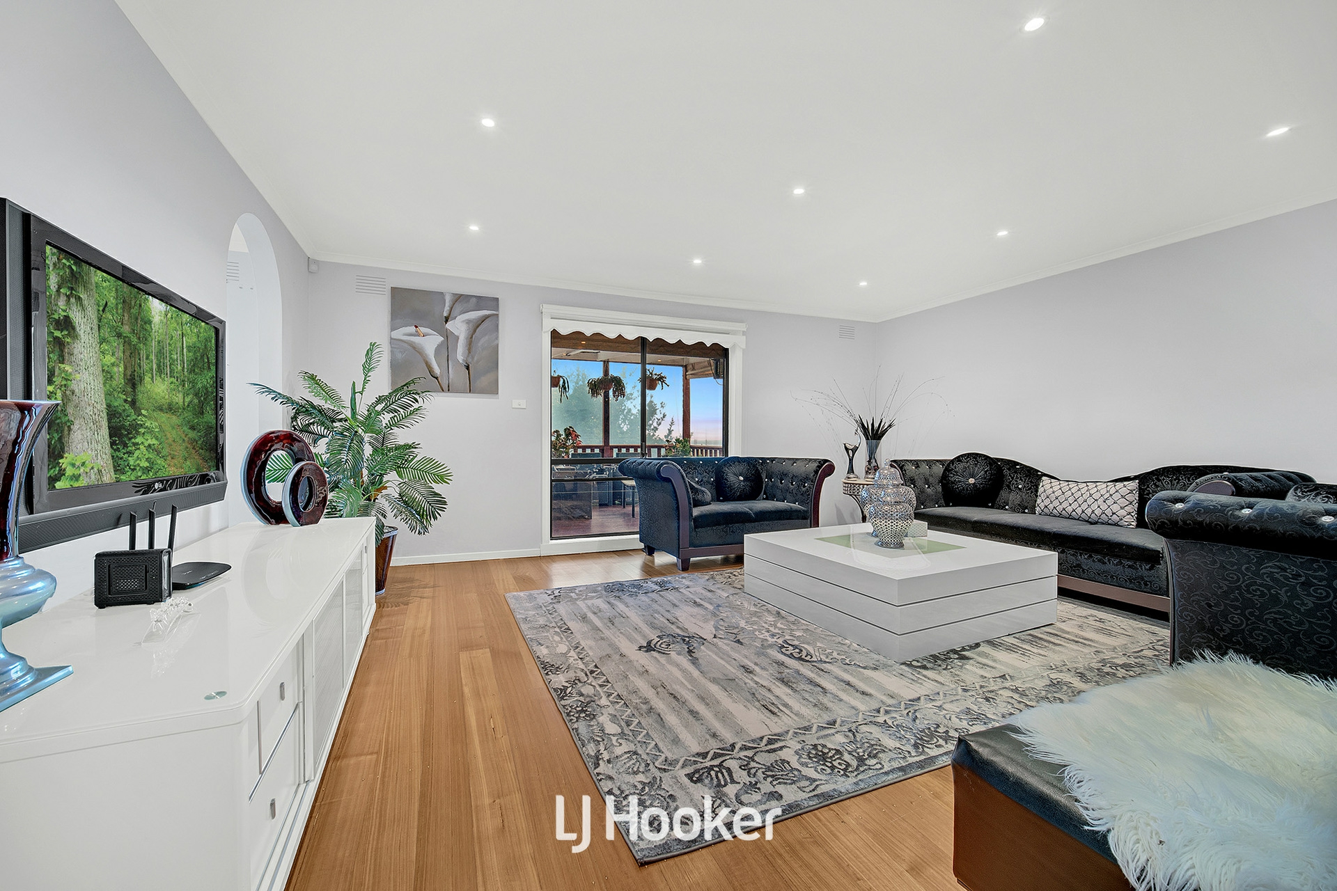 40 John Edgcumbe Way, ENDEAVOUR HILLS