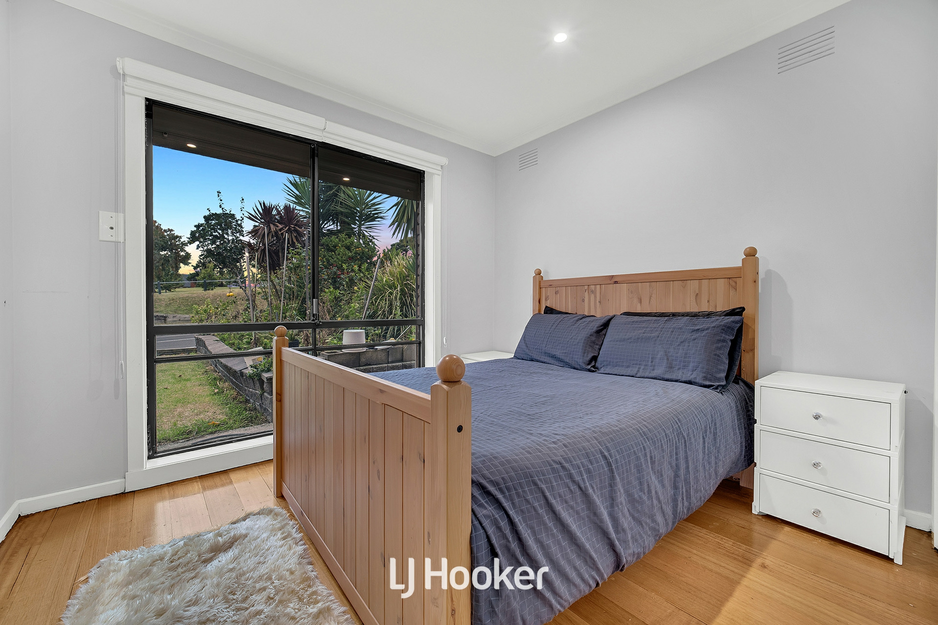 40 John Edgcumbe Way, ENDEAVOUR HILLS