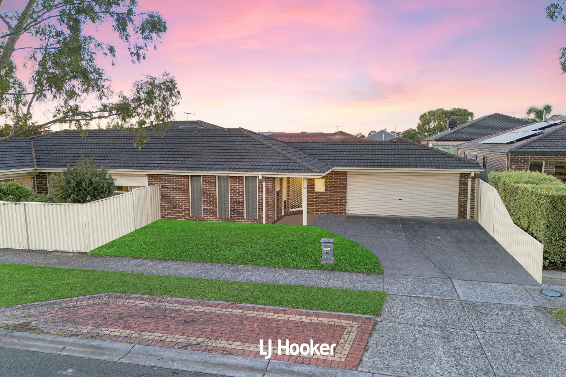 30 Ferndown Drive Cranbourne VIC House for Sale LJ Hooker