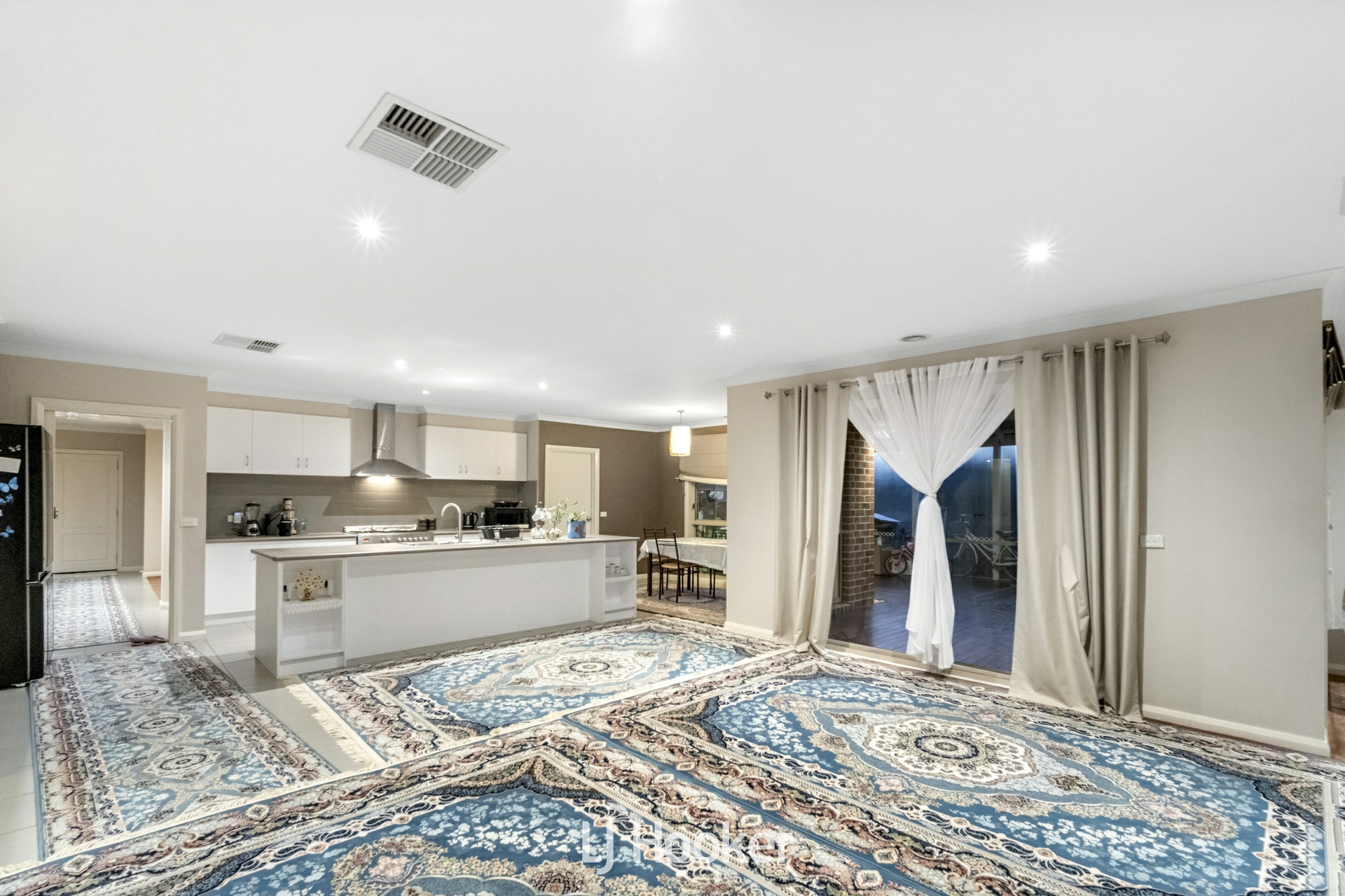 4 Ferndown Drive, CRANBOURNE