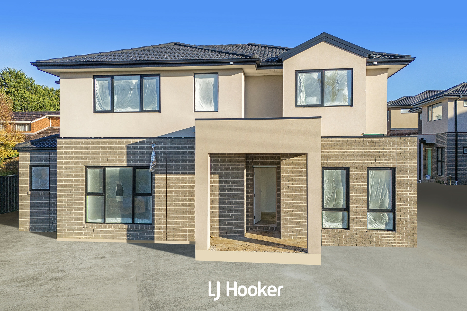 1/294 Pound Road Hampton Park VIC - Townhouse for Sale - LJ Hooker