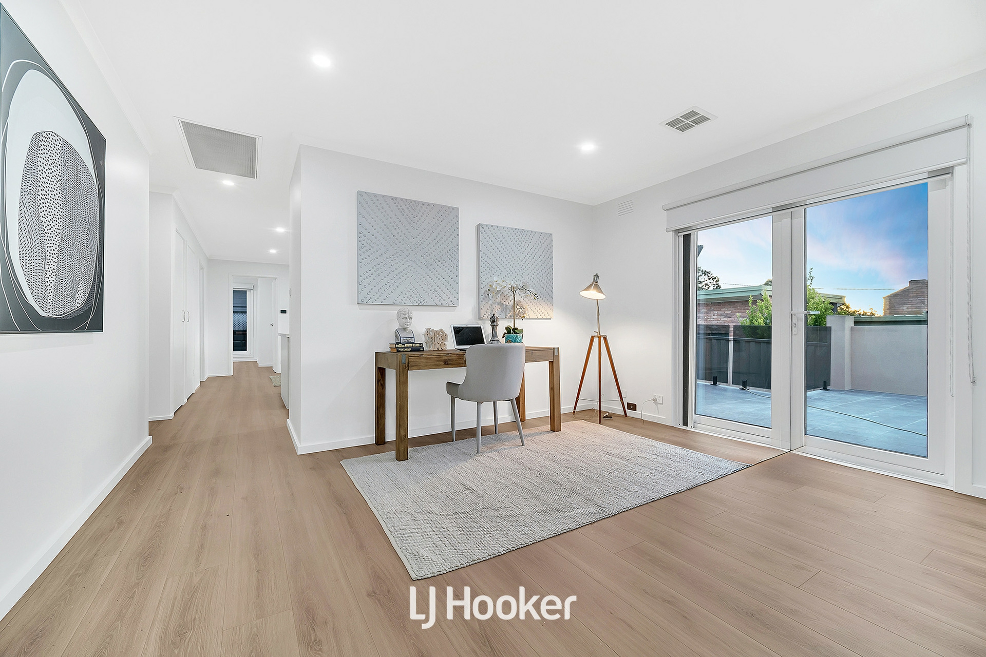 28 Outlook Drive, DANDENONG NORTH