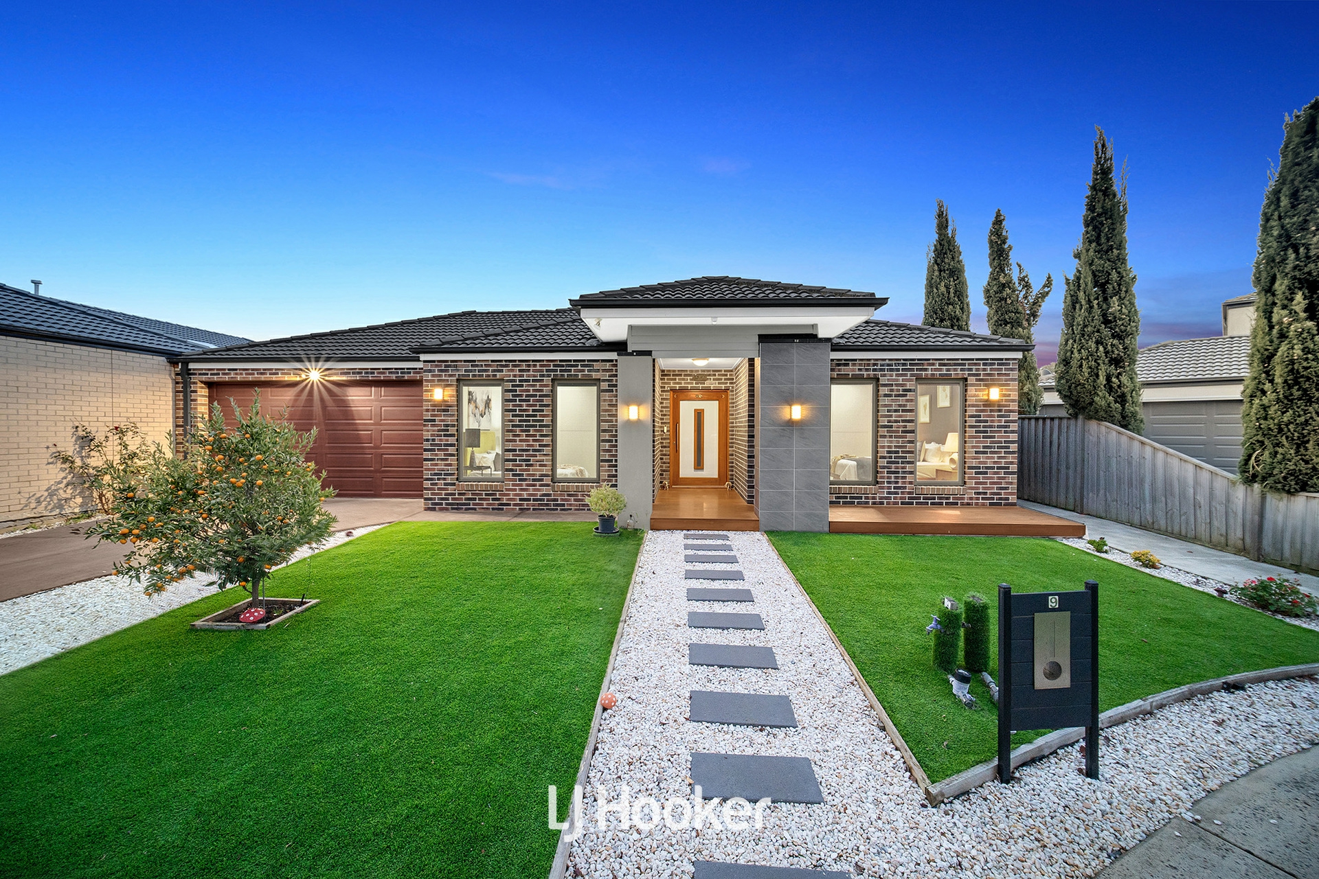 9 Barwon Street, CLYDE NORTH