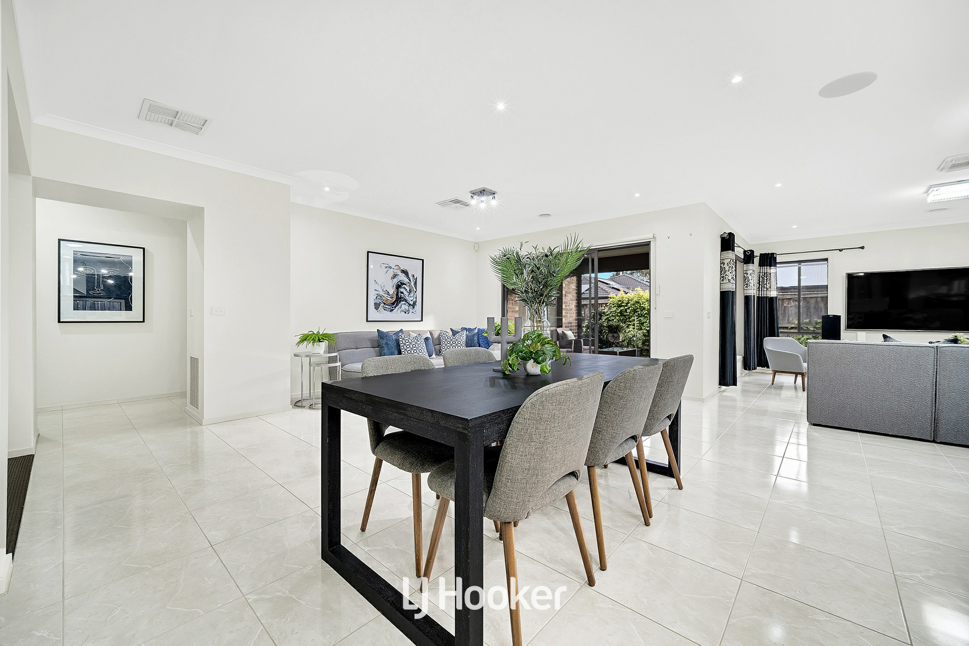 9 Barwon Street, CLYDE NORTH