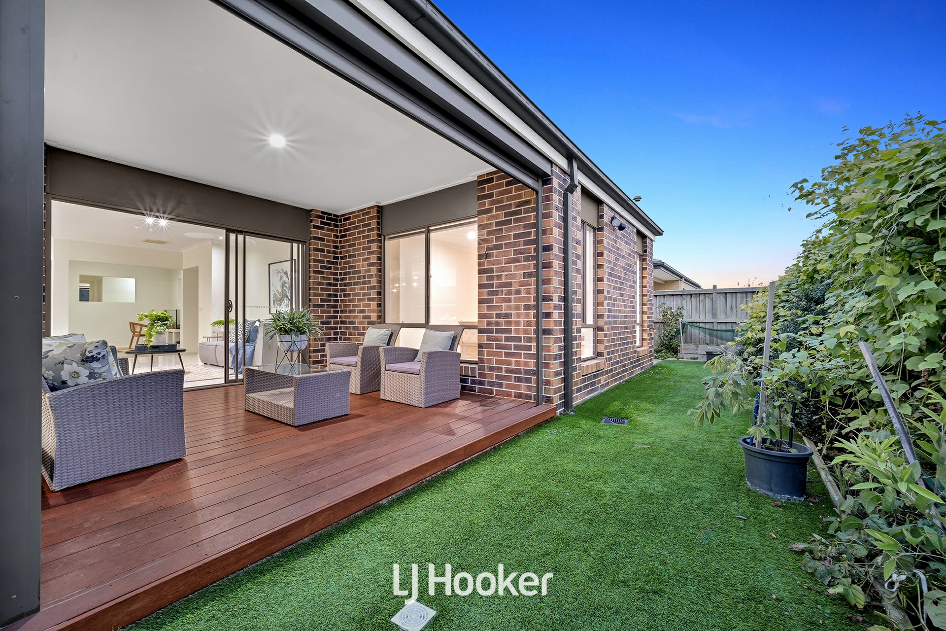 9 Barwon Street, CLYDE NORTH