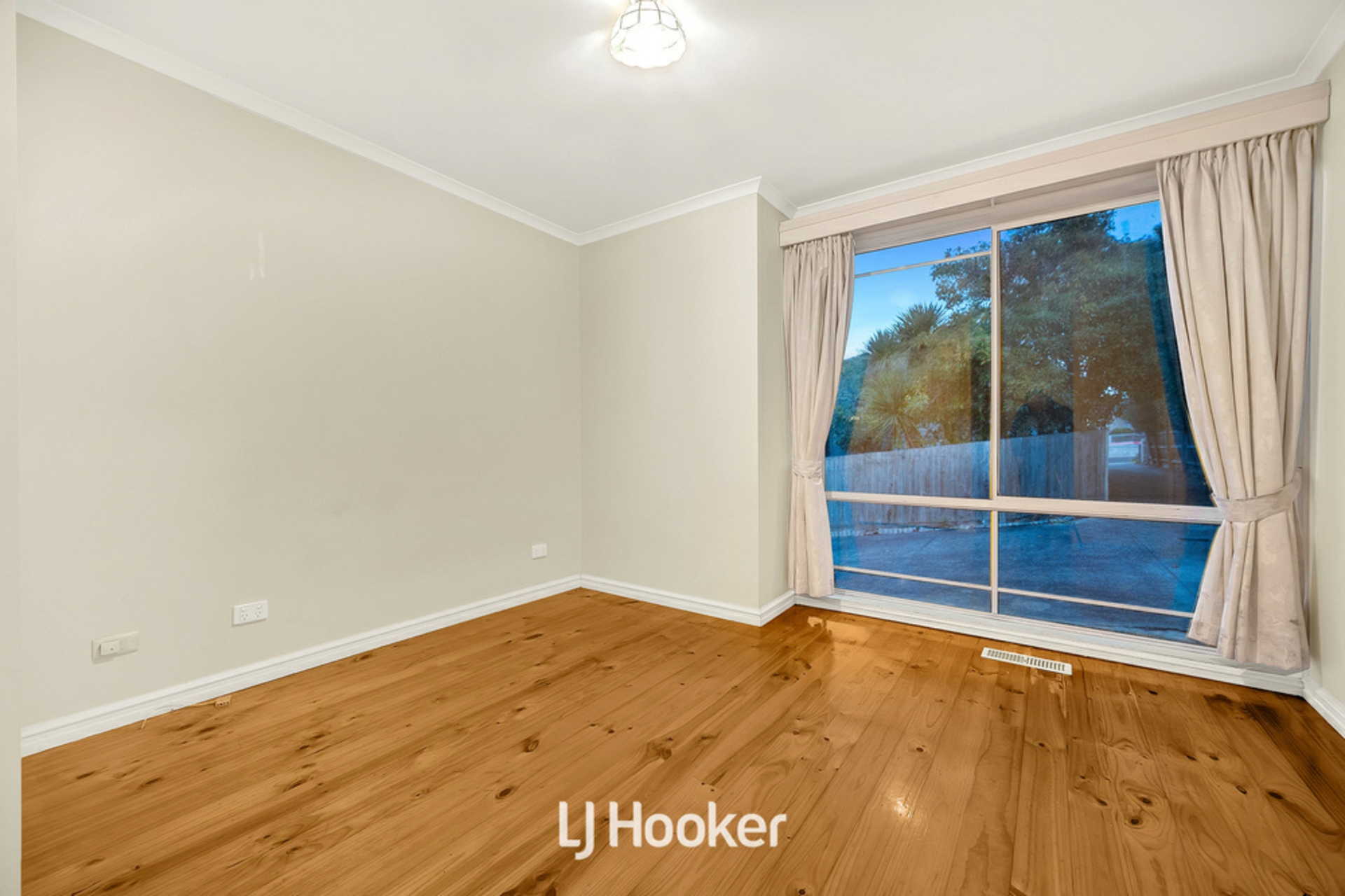 2/89 Clow Street, DANDENONG
