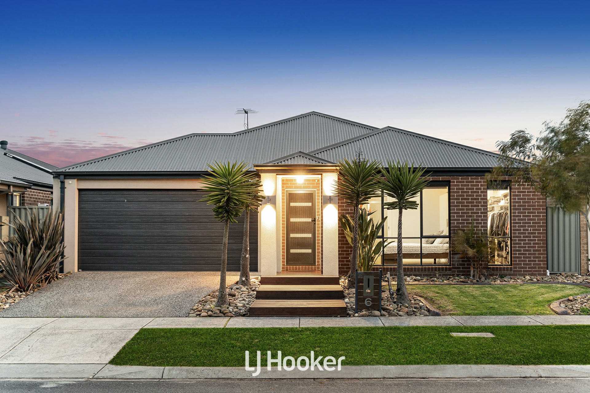 6 Heales Road Cranbourne East VIC - Property Details - LJ Hooker