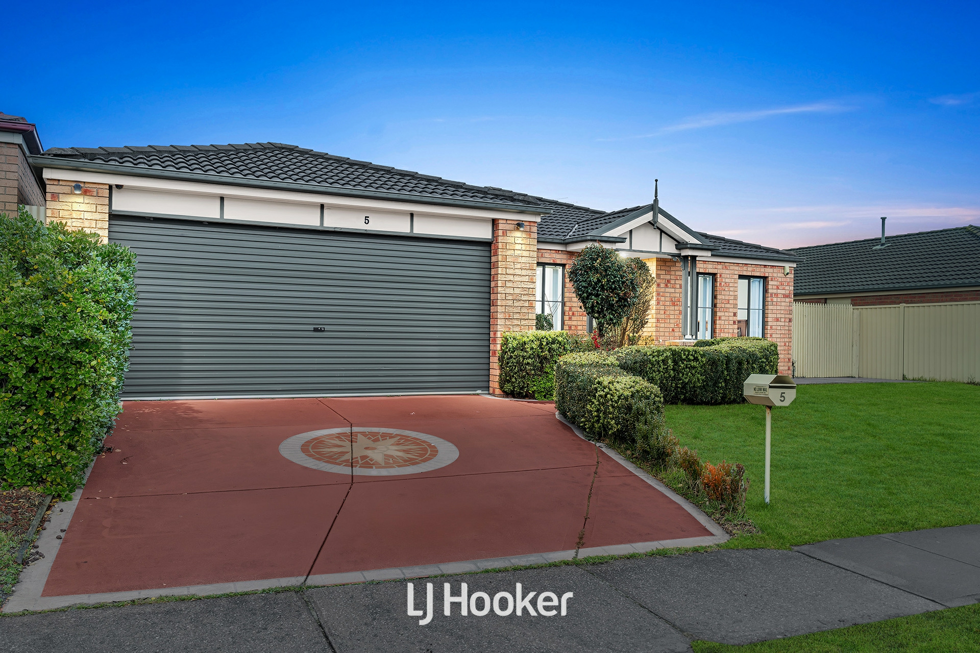 5 Beethoven Drive, NARRE WARREN SOUTH