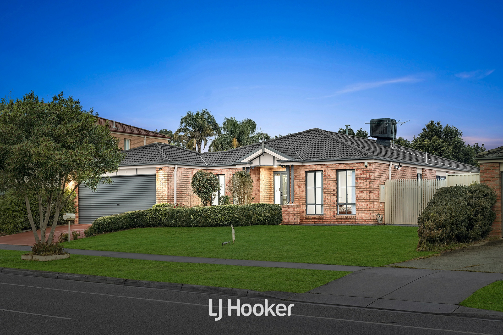 5 Beethoven Drive, NARRE WARREN SOUTH