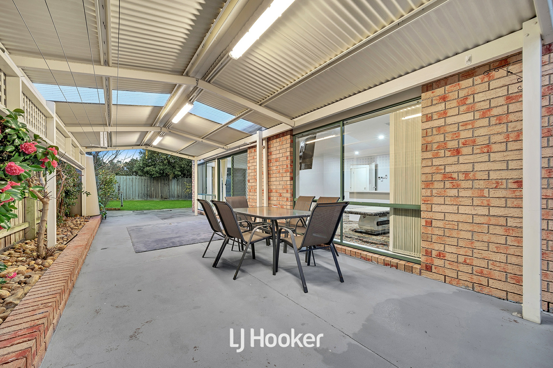5 Beethoven Drive, NARRE WARREN SOUTH