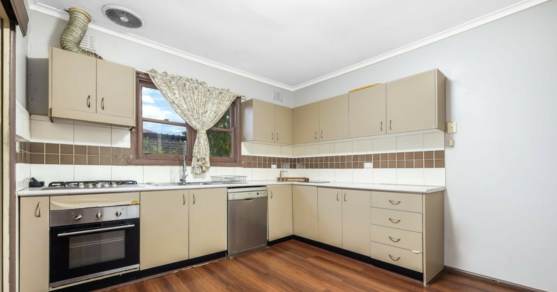 21 Haresta Avenue, DANDENONG