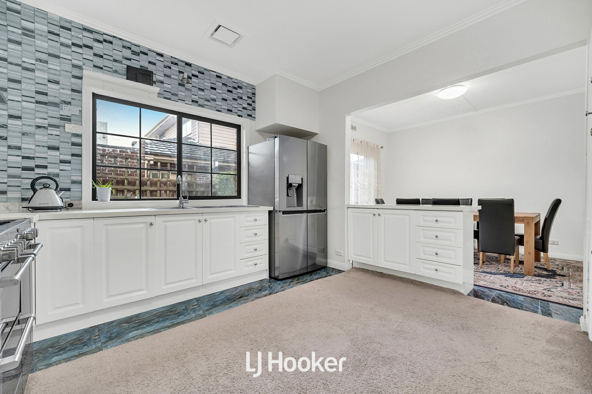 10 Grandview Avenue, DANDENONG