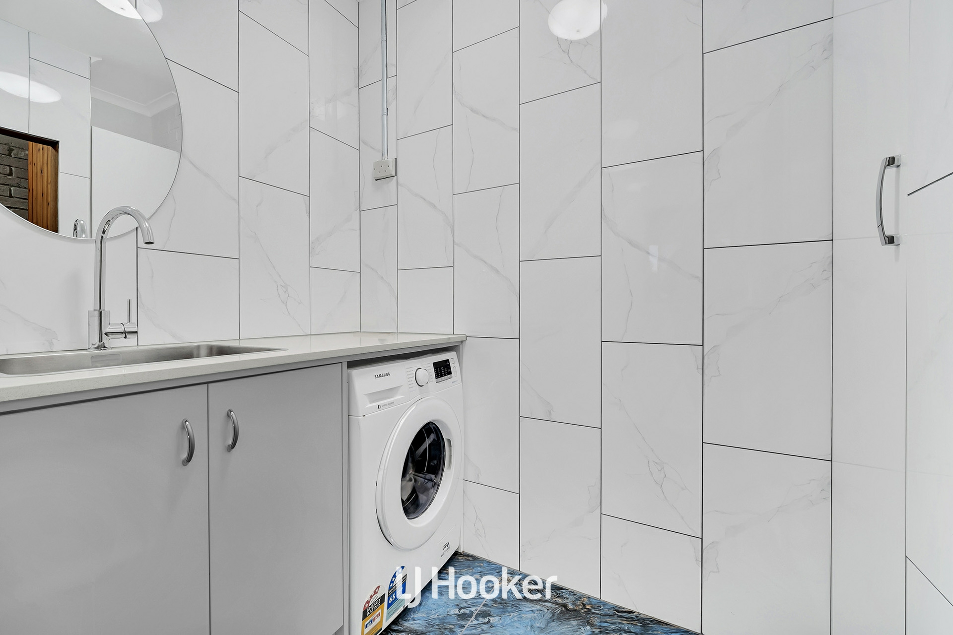 10 Grandview Avenue, DANDENONG