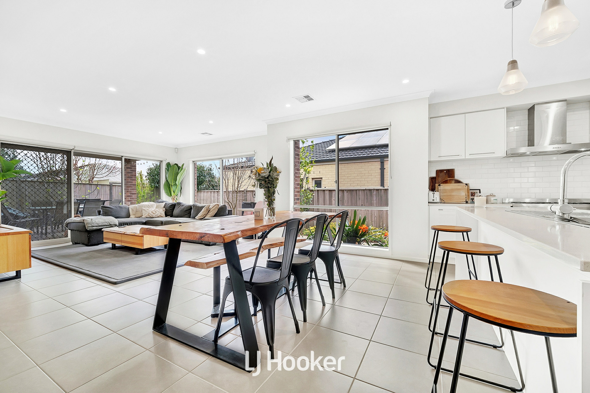11 Barrier Parade, CLYDE NORTH