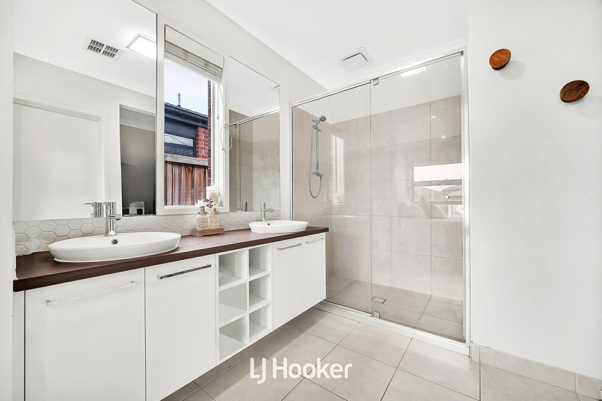 11 Barrier Parade, CLYDE NORTH