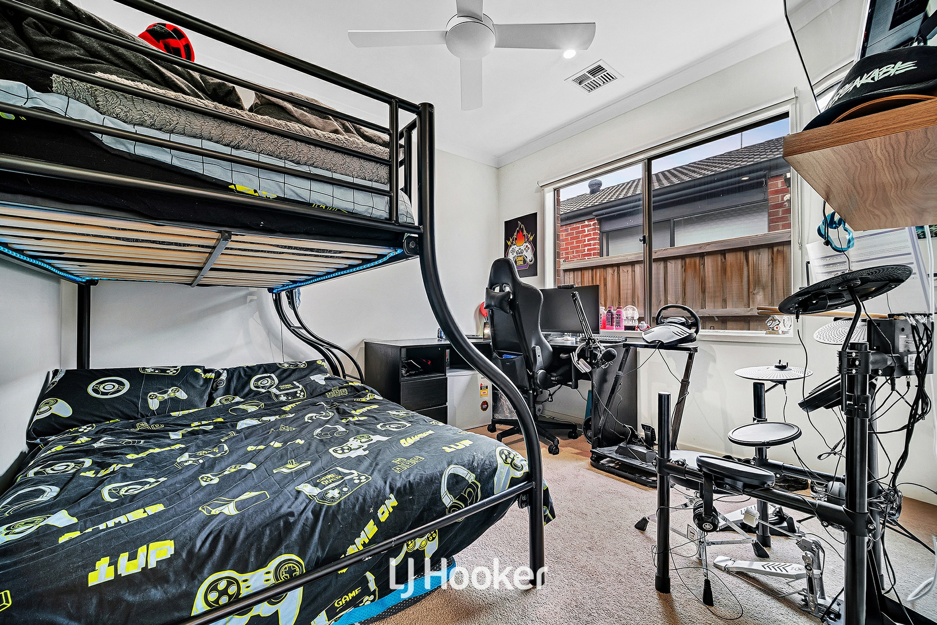 11 Barrier Parade, CLYDE NORTH