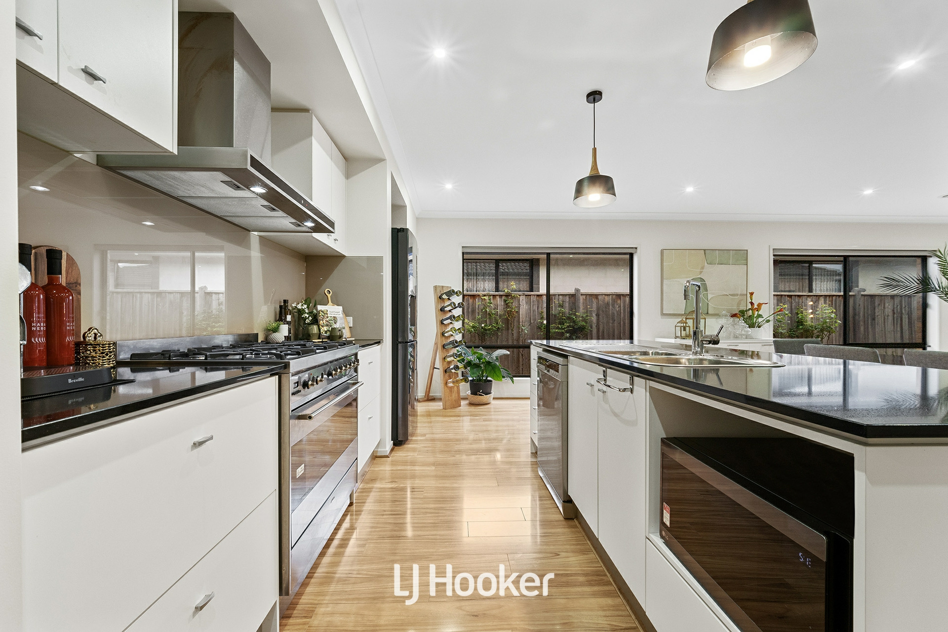 6 Freshfields Drive, CRANBOURNE NORTH