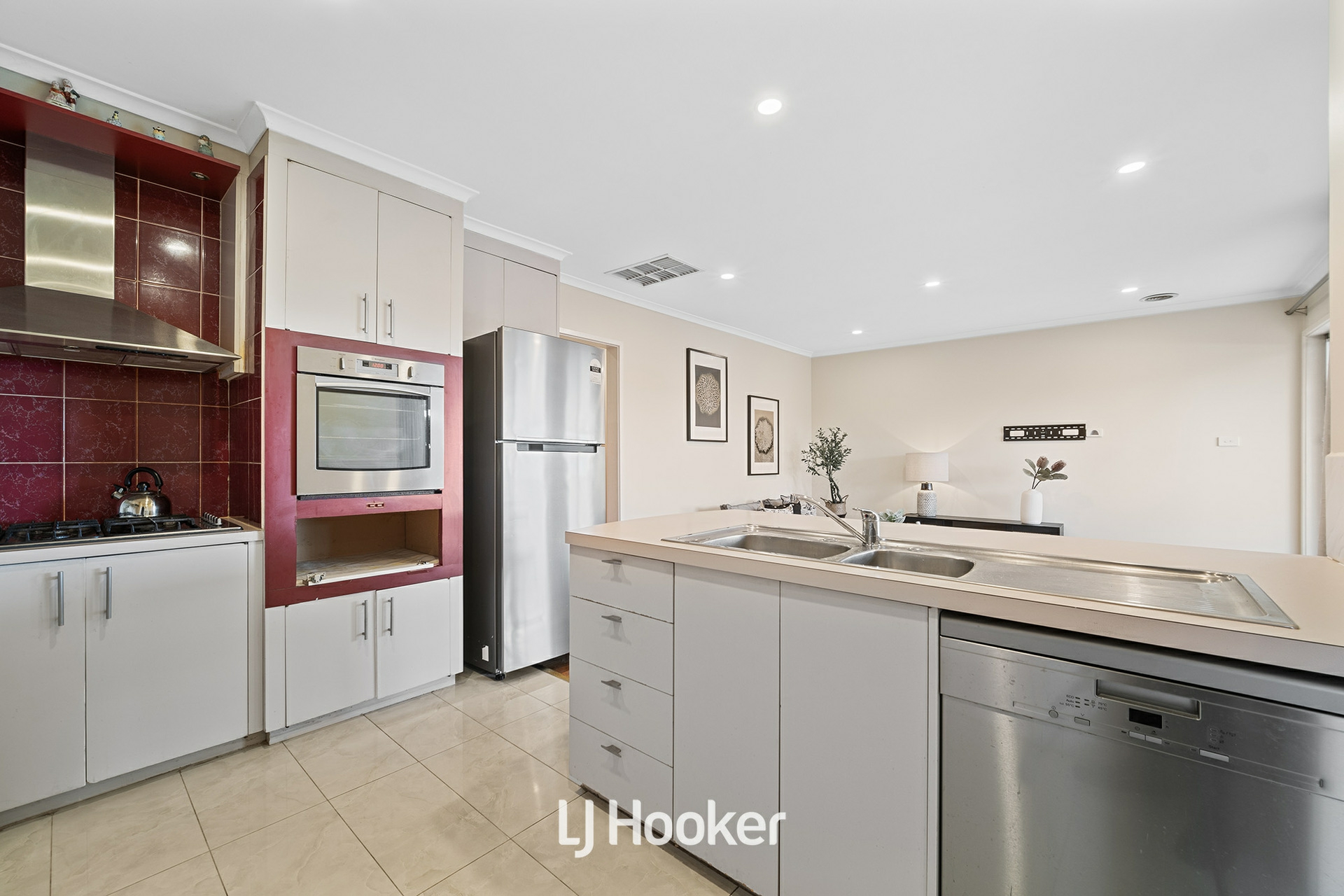 47 Charles Avenue, HALLAM