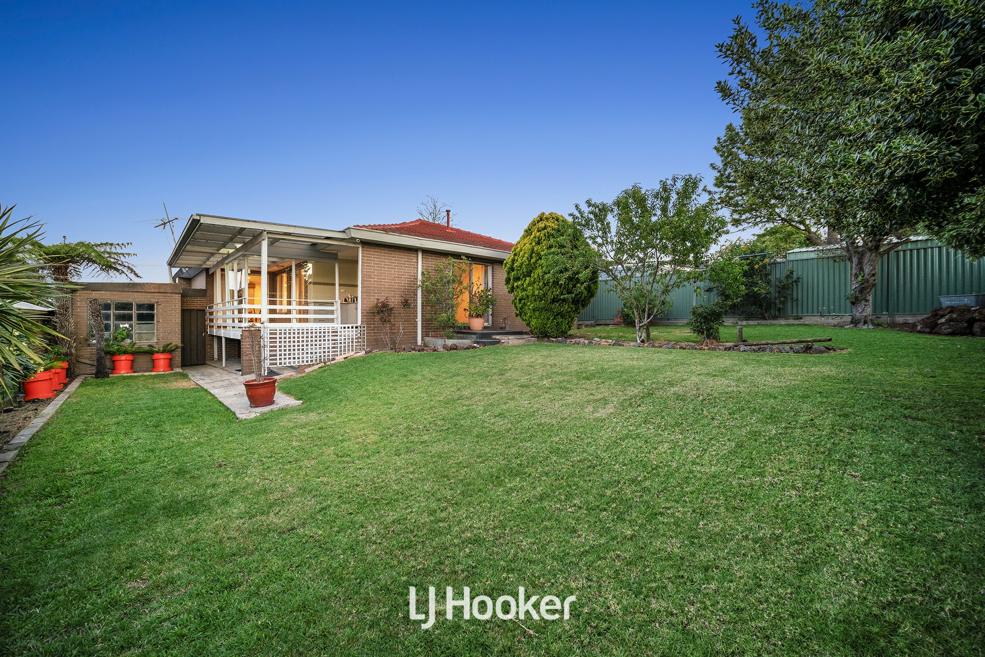 47 Charles Avenue, HALLAM