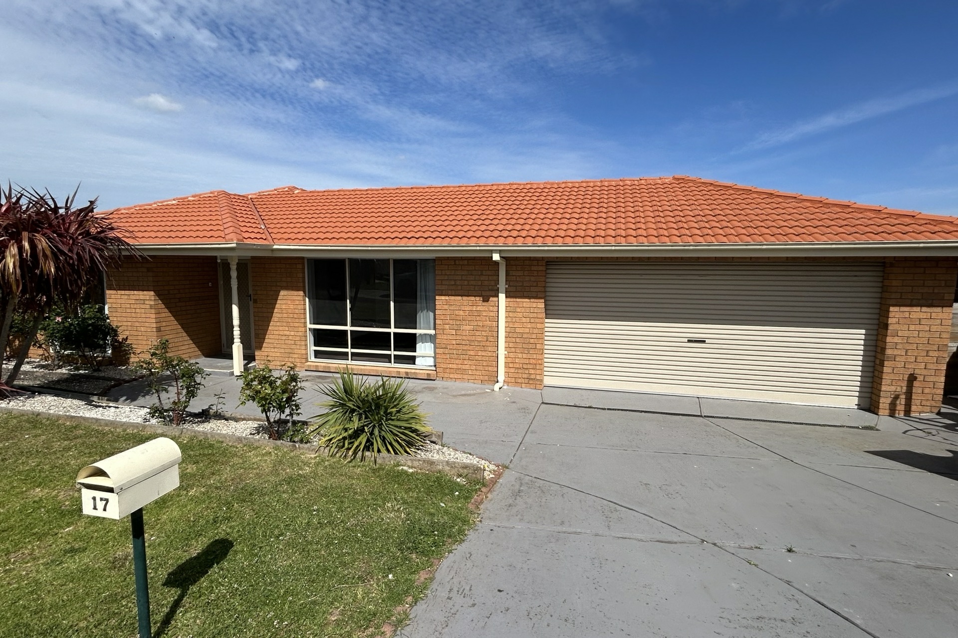 17 Niagara Court, HAMPTON PARK