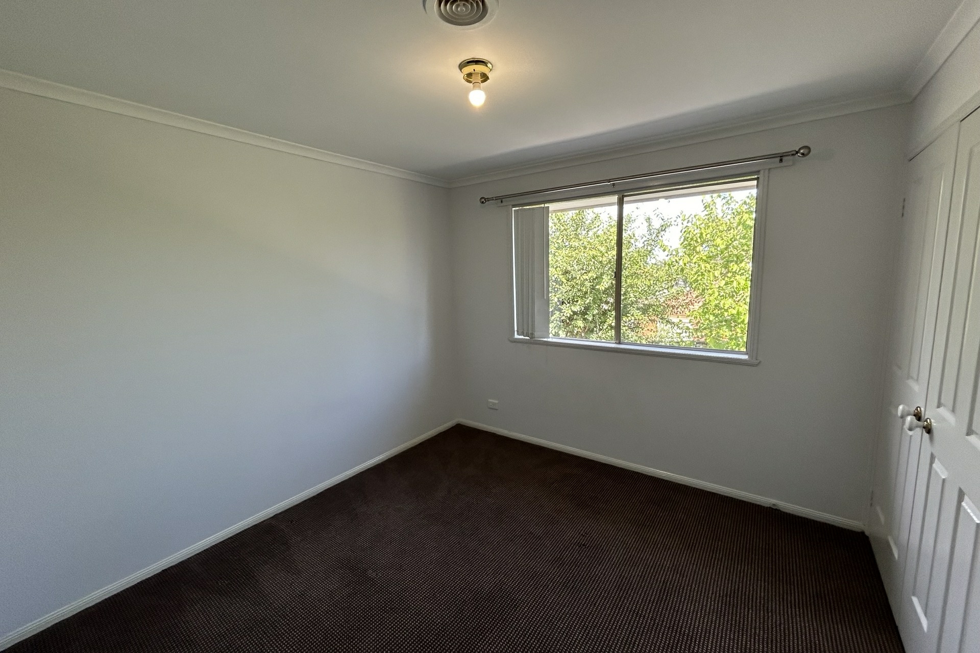 17 Niagara Court, HAMPTON PARK