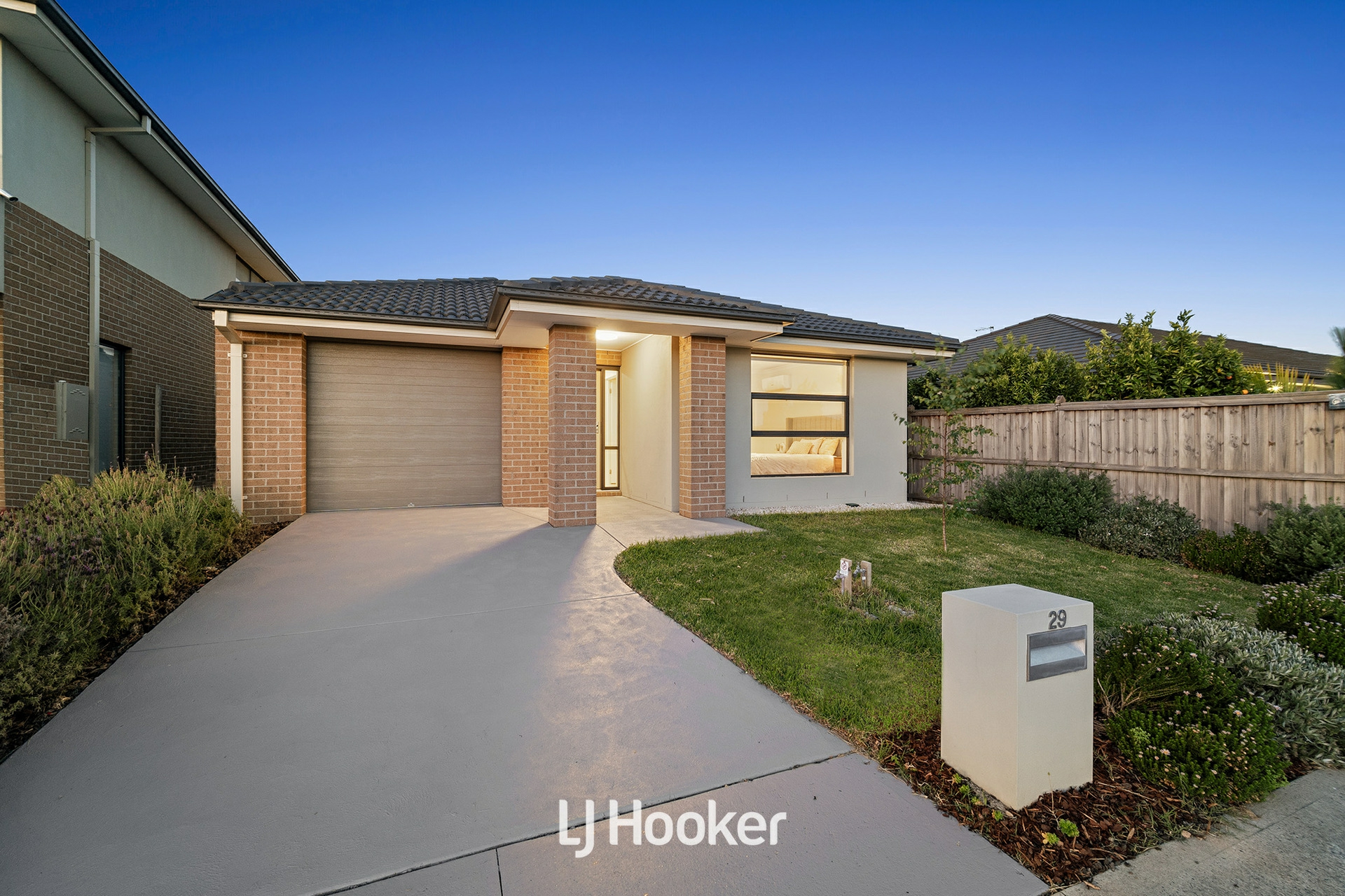 29 Tamarind Road, CRANBOURNE NORTH