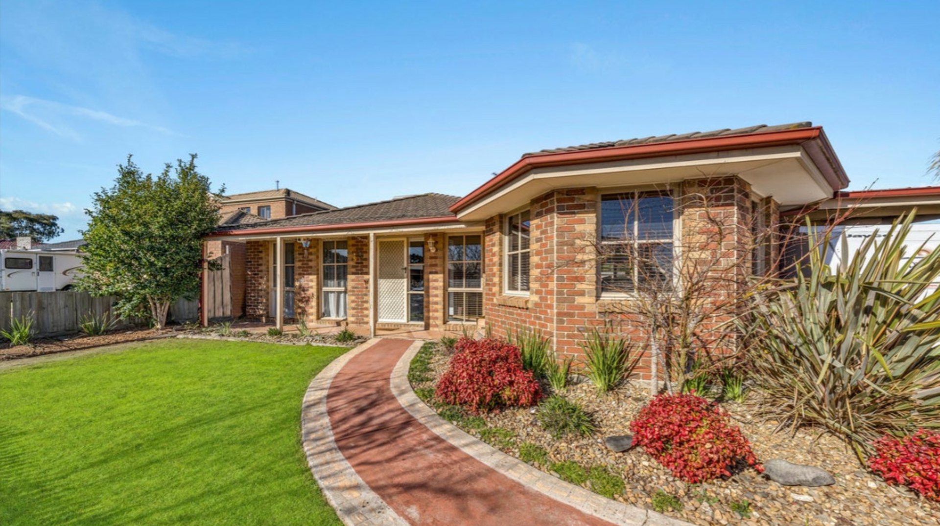 16 Meredith Close, NARRE WARREN SOUTH