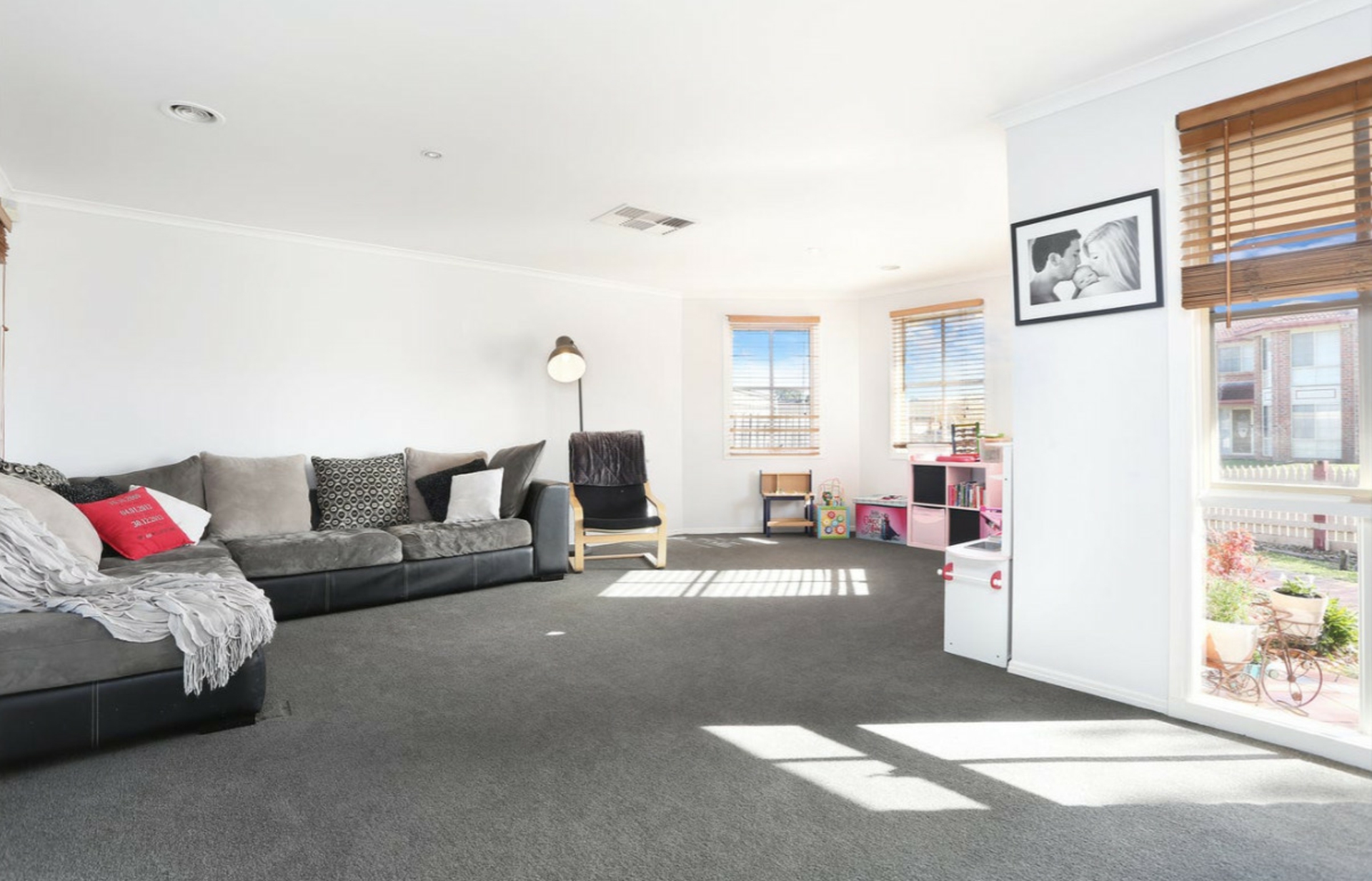 16 Meredith Close, NARRE WARREN SOUTH