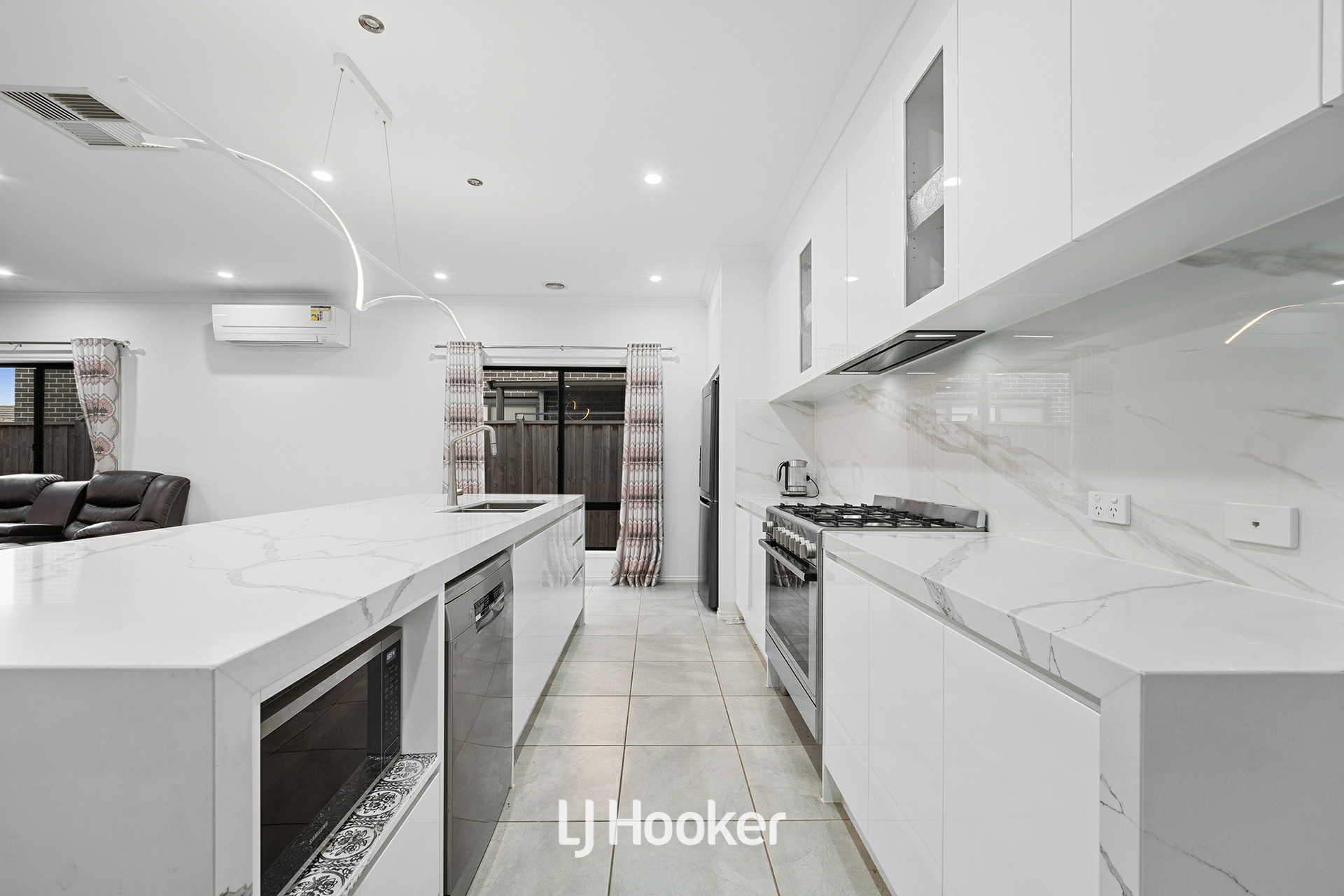 106 Rossiter Retreat, CRANBOURNE NORTH