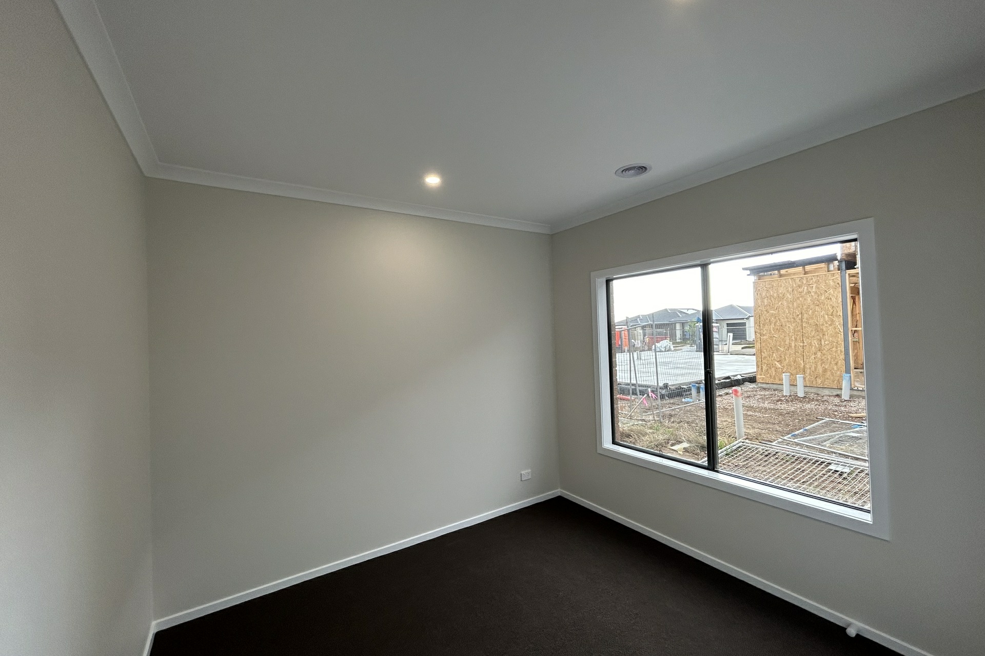 27 Royal Mile Avenue, BERWICK
