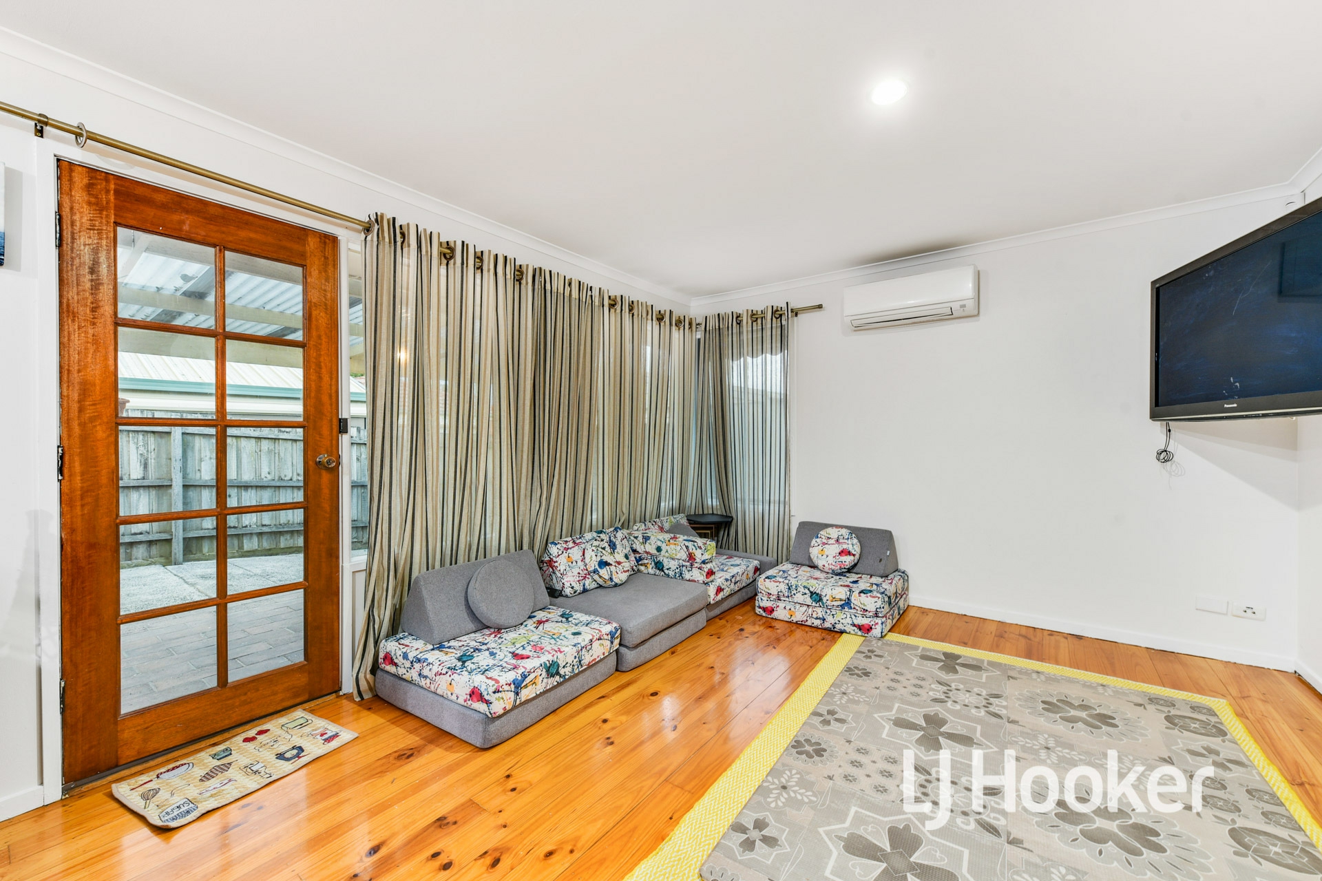 6 Springfield Crescent, HAMPTON PARK