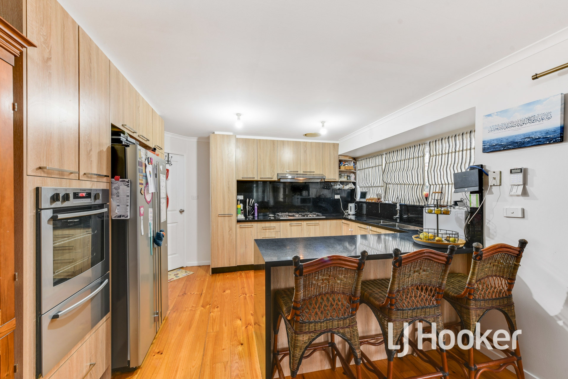 6 Springfield Crescent, HAMPTON PARK